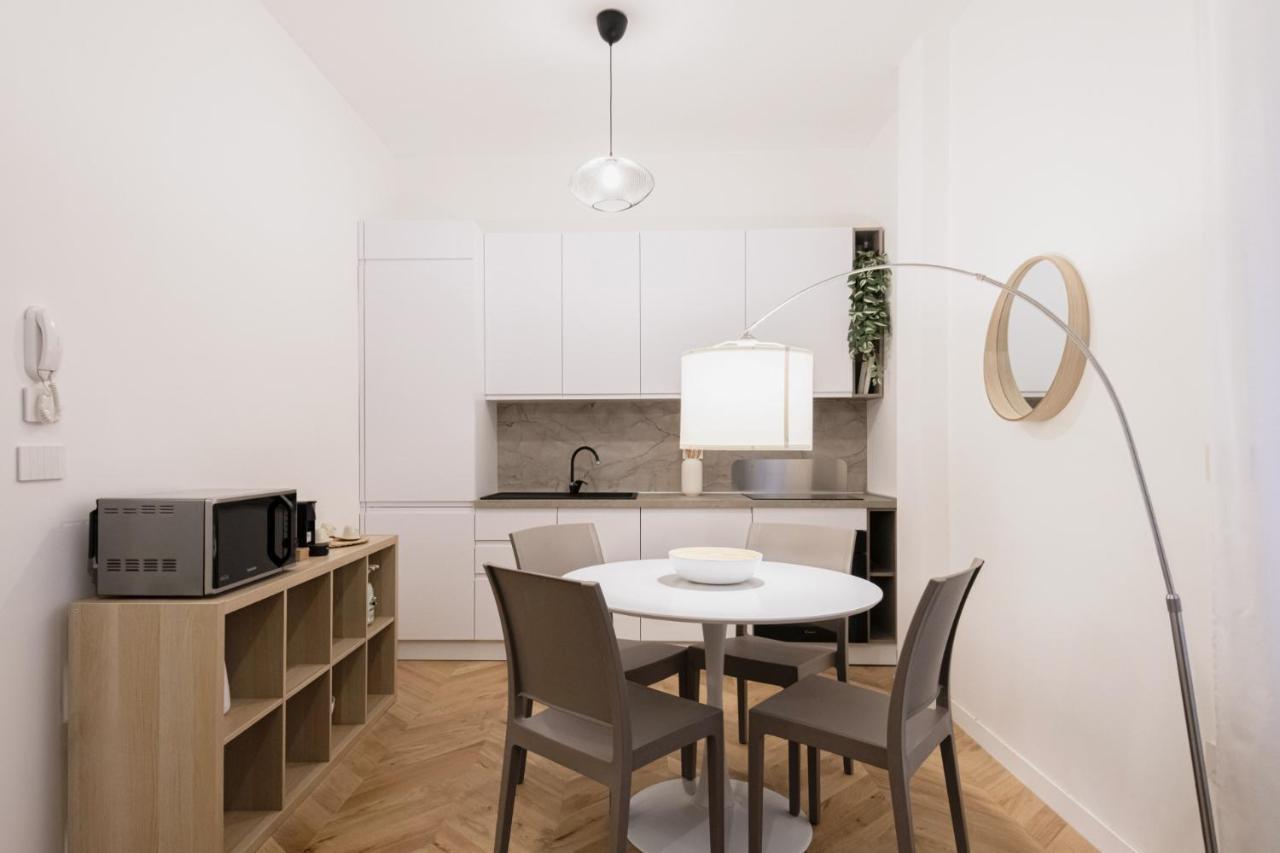 Easylife - Oasi Di Stile A 10min Dal Duomo Apartamento Milão