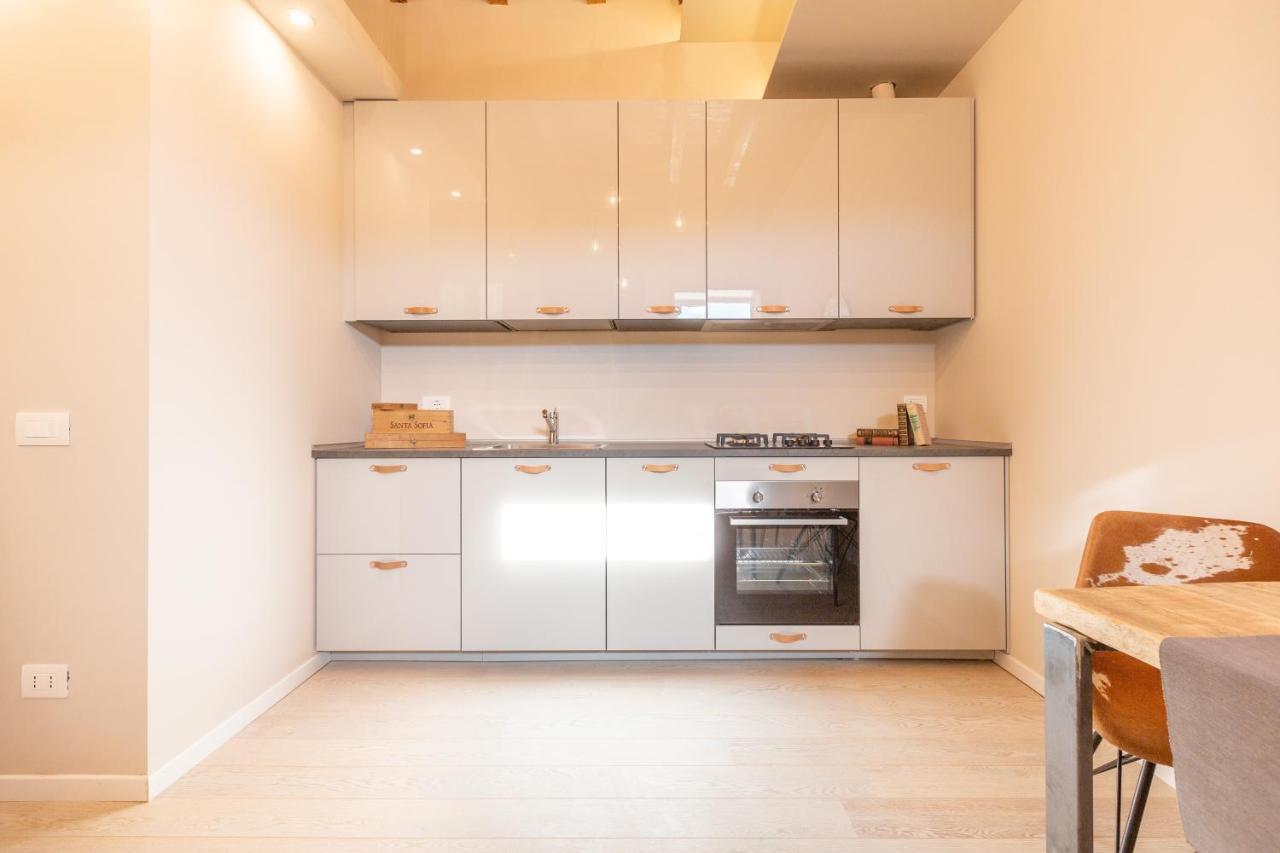Mo22 Loreto- Duomo- Chic - Luxury - Boho Apartment Mailand