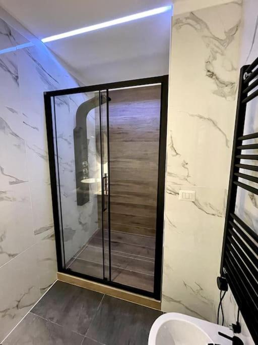 Guest Planet - Stylish Flat Bisceglie M1 *