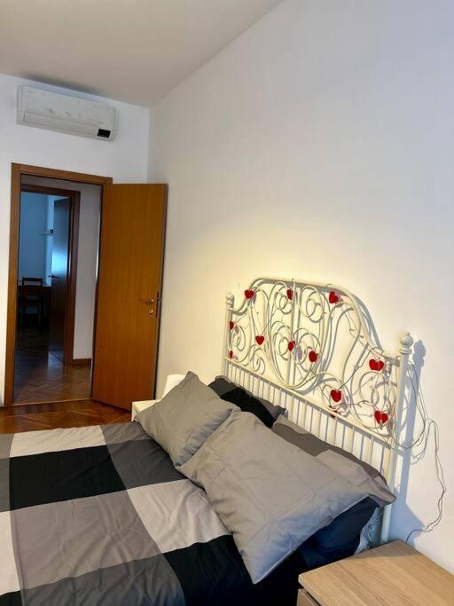 Porta Genova Modern House Apartment