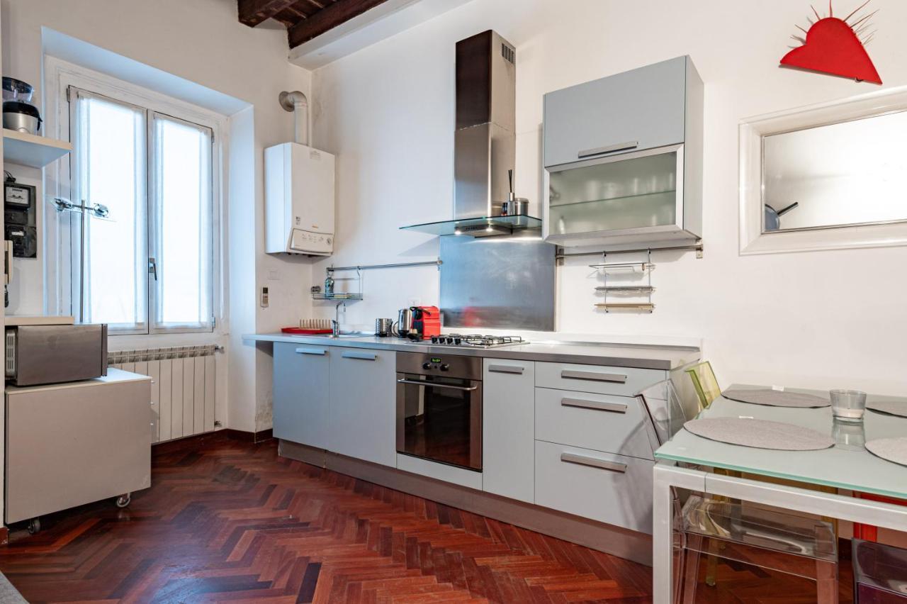 Apartamento Ticinese Livings Comfy - Full City Center Milão