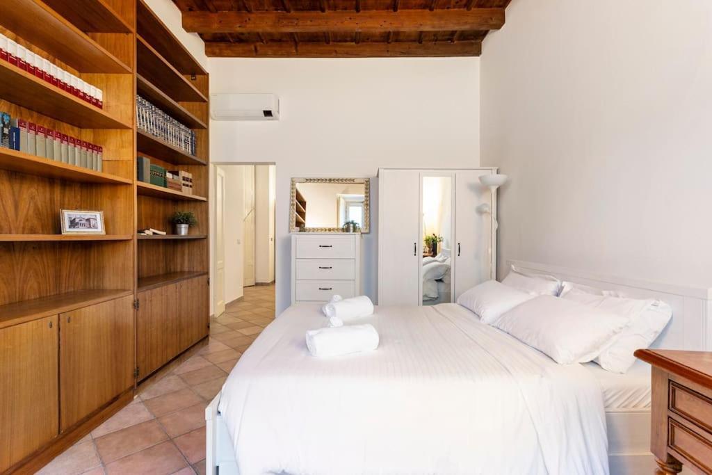 Vintage A Teatro Scala Apartment Milan