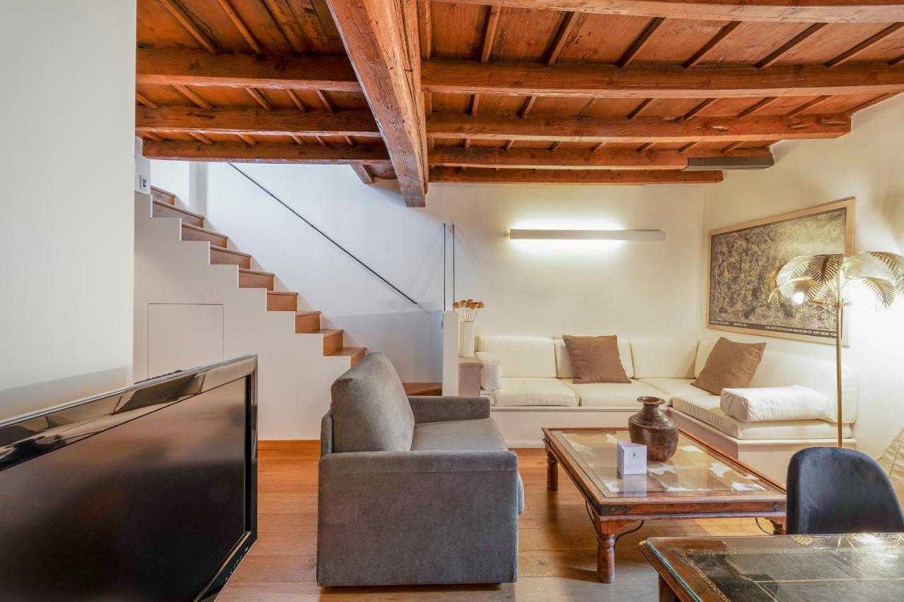 Royal - Castello Apartment *