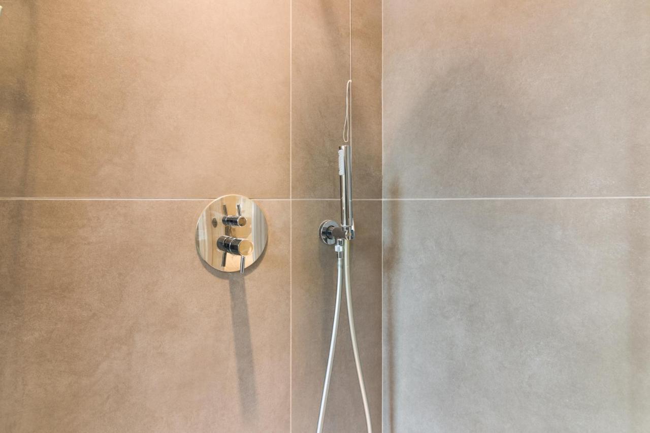 Apartamento Nuovissimo Repubblica/ Milão