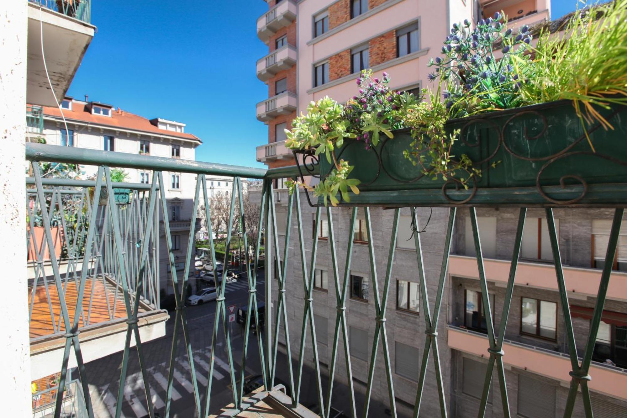 Apartment Hacca Collection - 3br Bocconi-navigli Milan