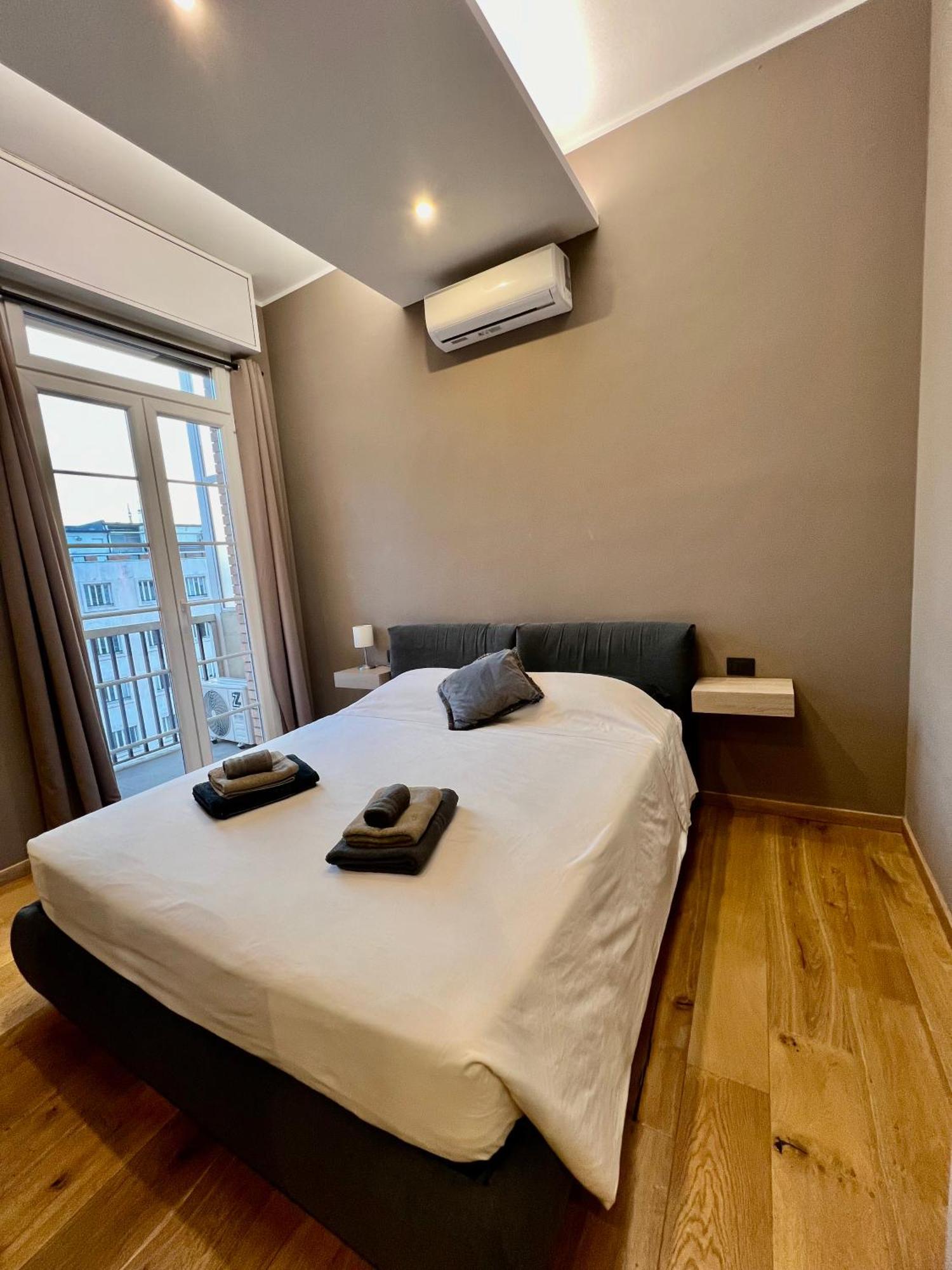 Amazing New With Beautiful View From Moscova Group Apartment Mailand