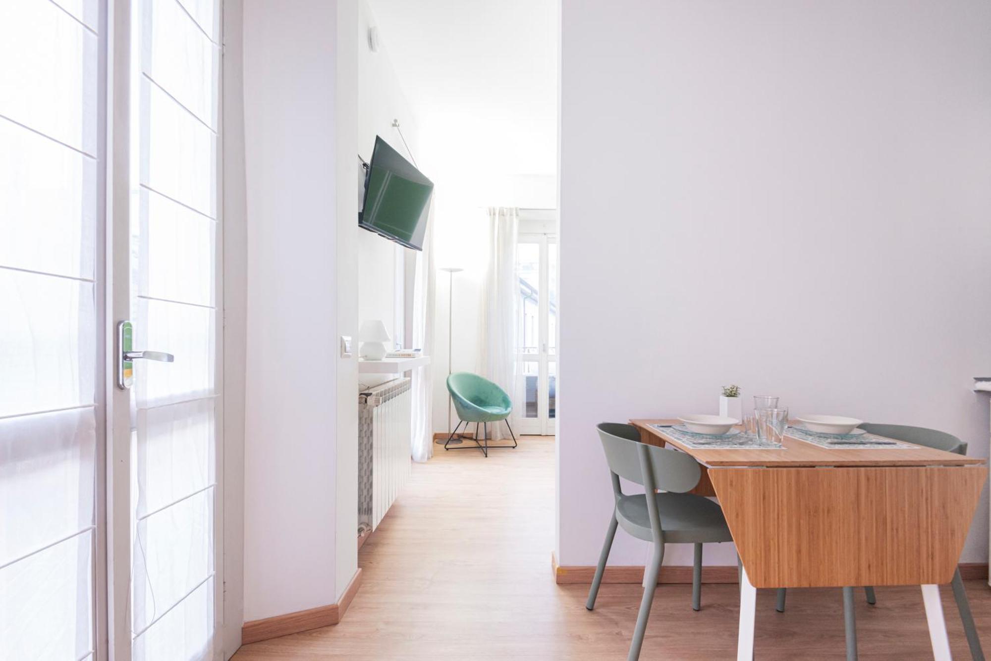 Apartment Amazing Flat Near Duomo & Colonne Di San Lorenzo By Easylife