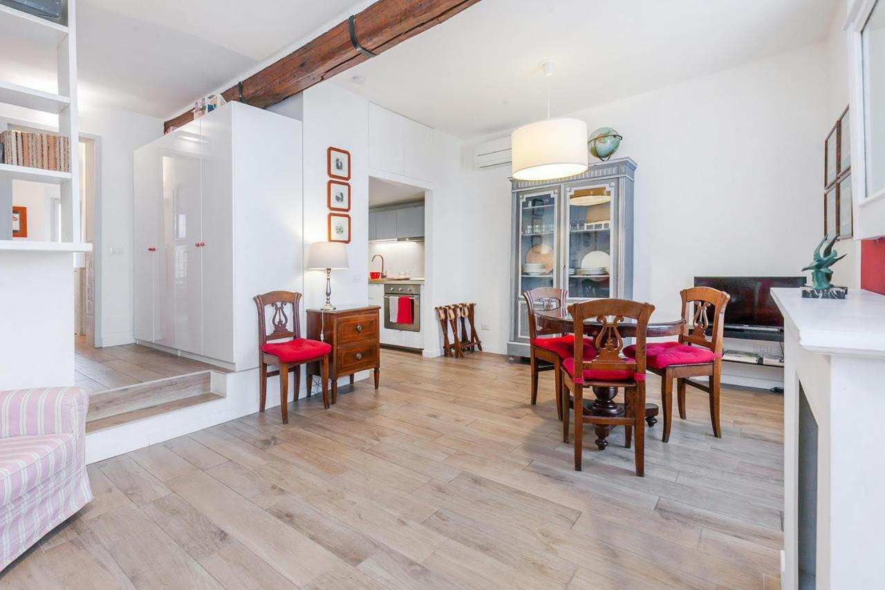 Apartment Charming And Elegant Historic Center Of Mailand