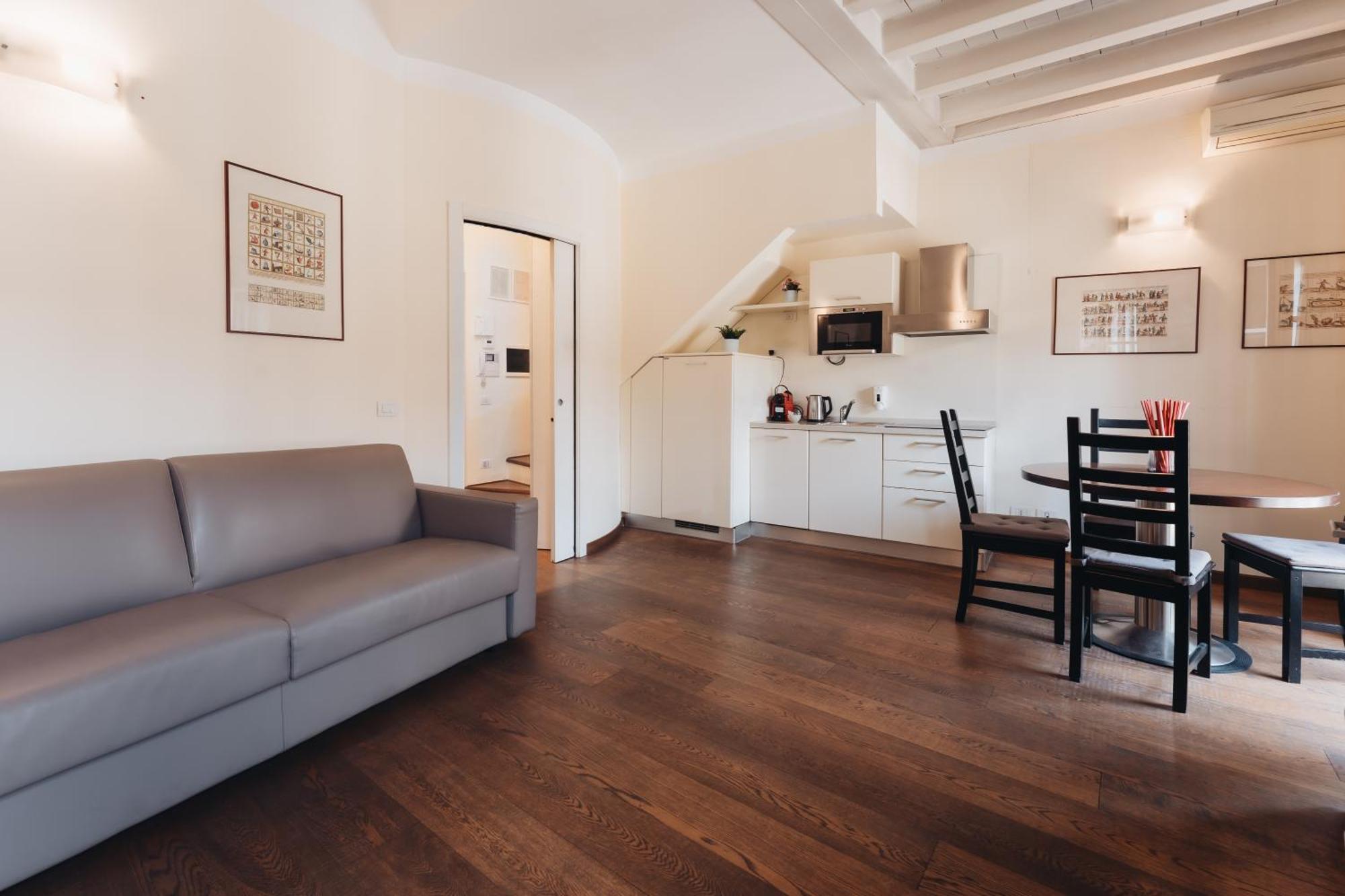Charming Brera - Madonnina Apartment