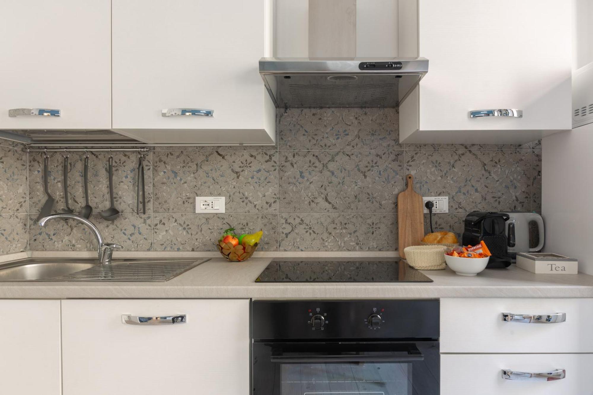 Apartment Ourjoy Condo, Free Parking, Ac, Wifi - M Gioia47, Station, Porta Nuova,