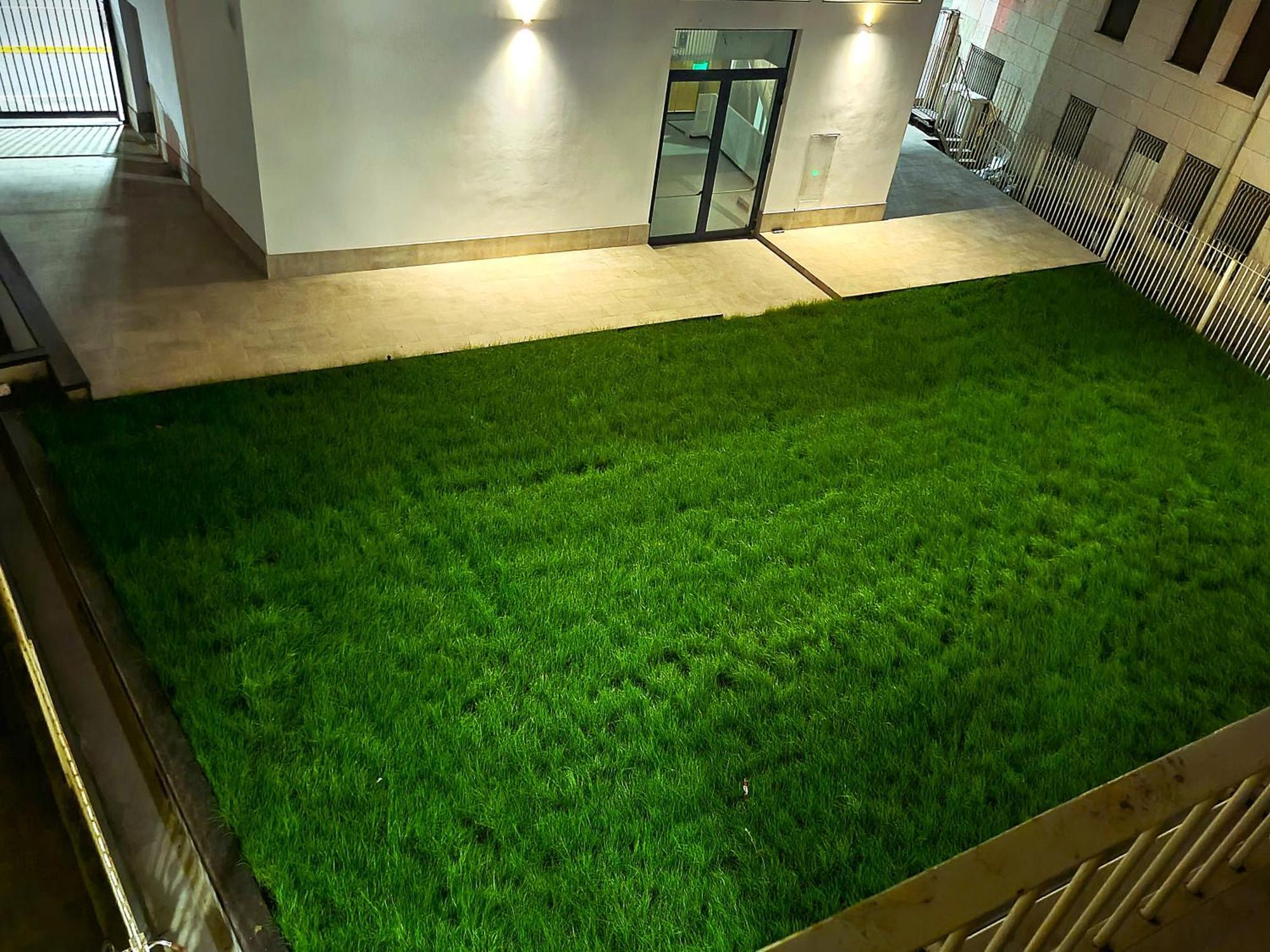 S. Ambrogio Square Mailand