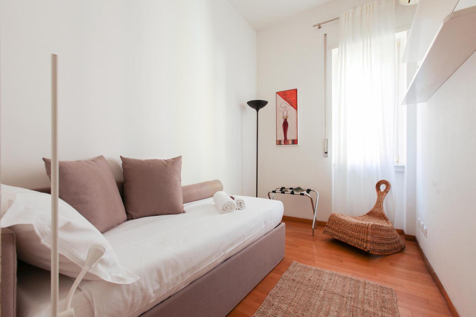 Hacca Collection - 3br Bocconi-navigli Apartment *