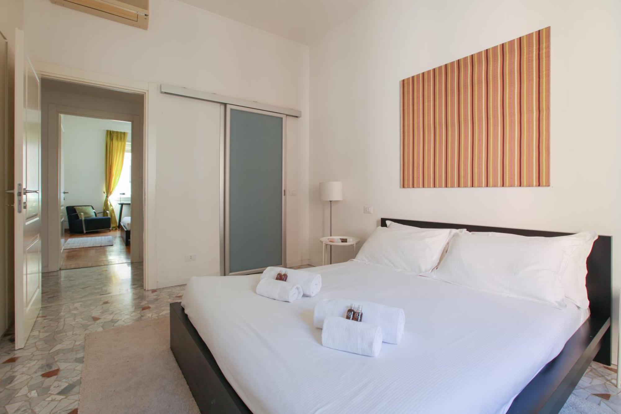 Hacca Collection - 3br Bocconi-navigli Apartment *