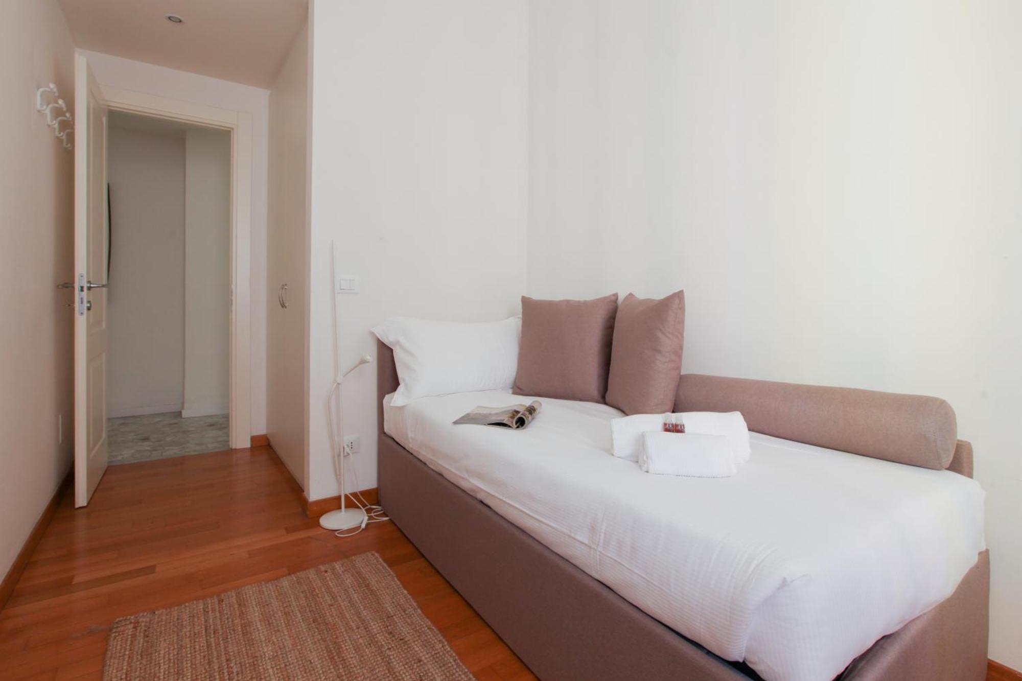 Hacca Collection - 3br Bocconi-navigli Apartment