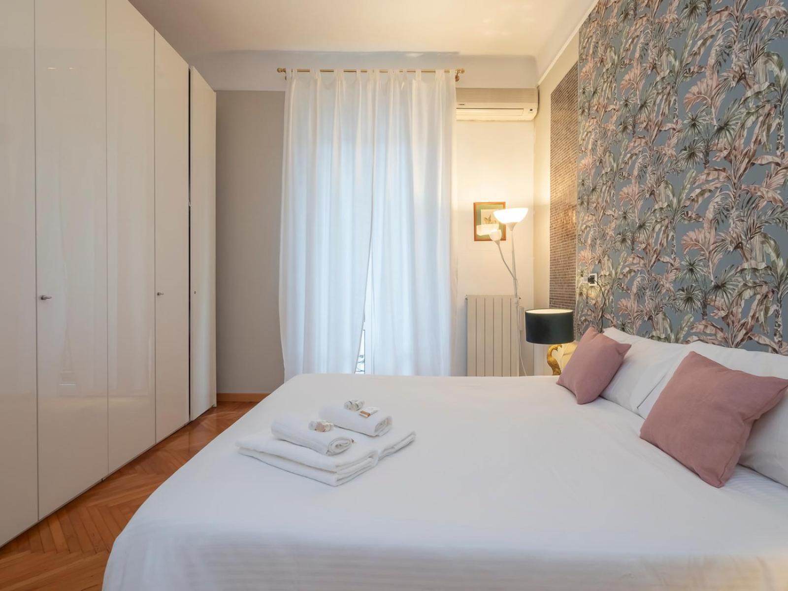 Xenia - Elegant Two-room In Porta Venezia *