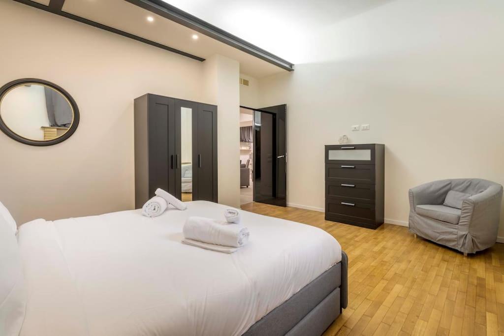 Apartment Comfortable 3 Bedrooms Few Steps From Duomo Mailand
