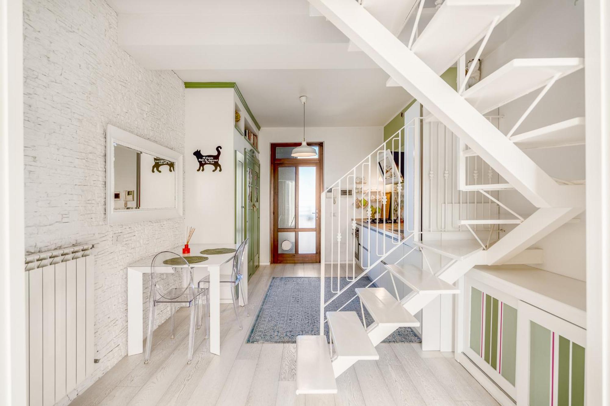Bright Loft - Free Private Parking Apartment Mailand