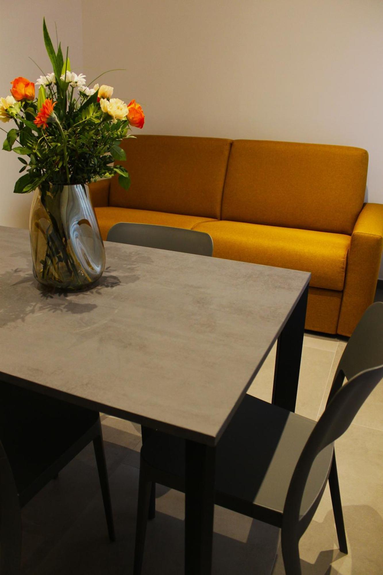 Miki - Mauro Macchi 91 Apartamento