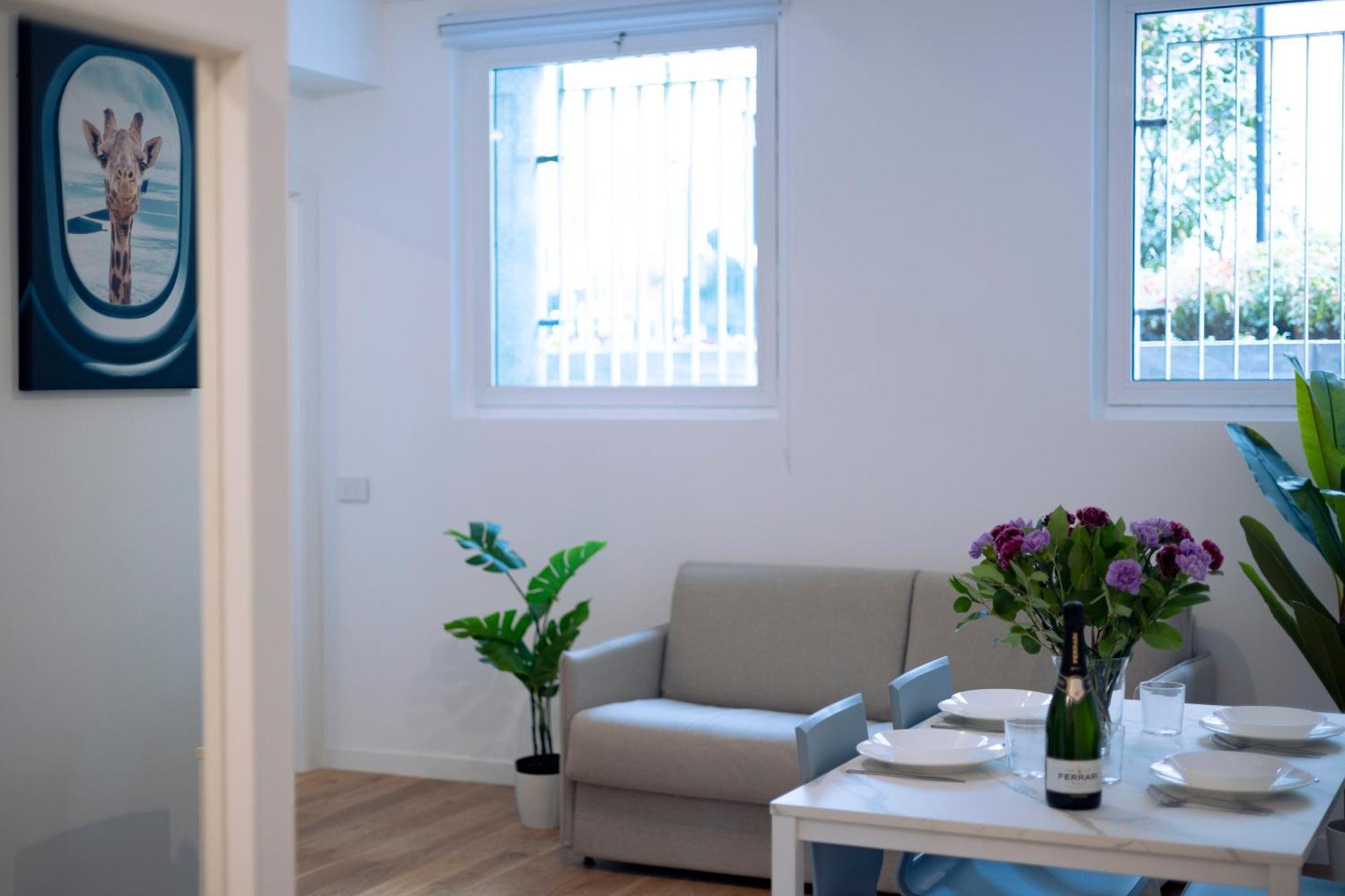 Apartamento The Urban Wildlife - San Babila Duomo *