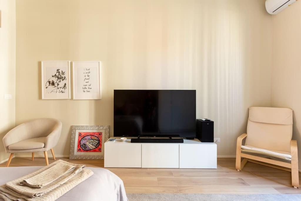 Hacca Collection - Buenos Aires & Station 1br Apartment