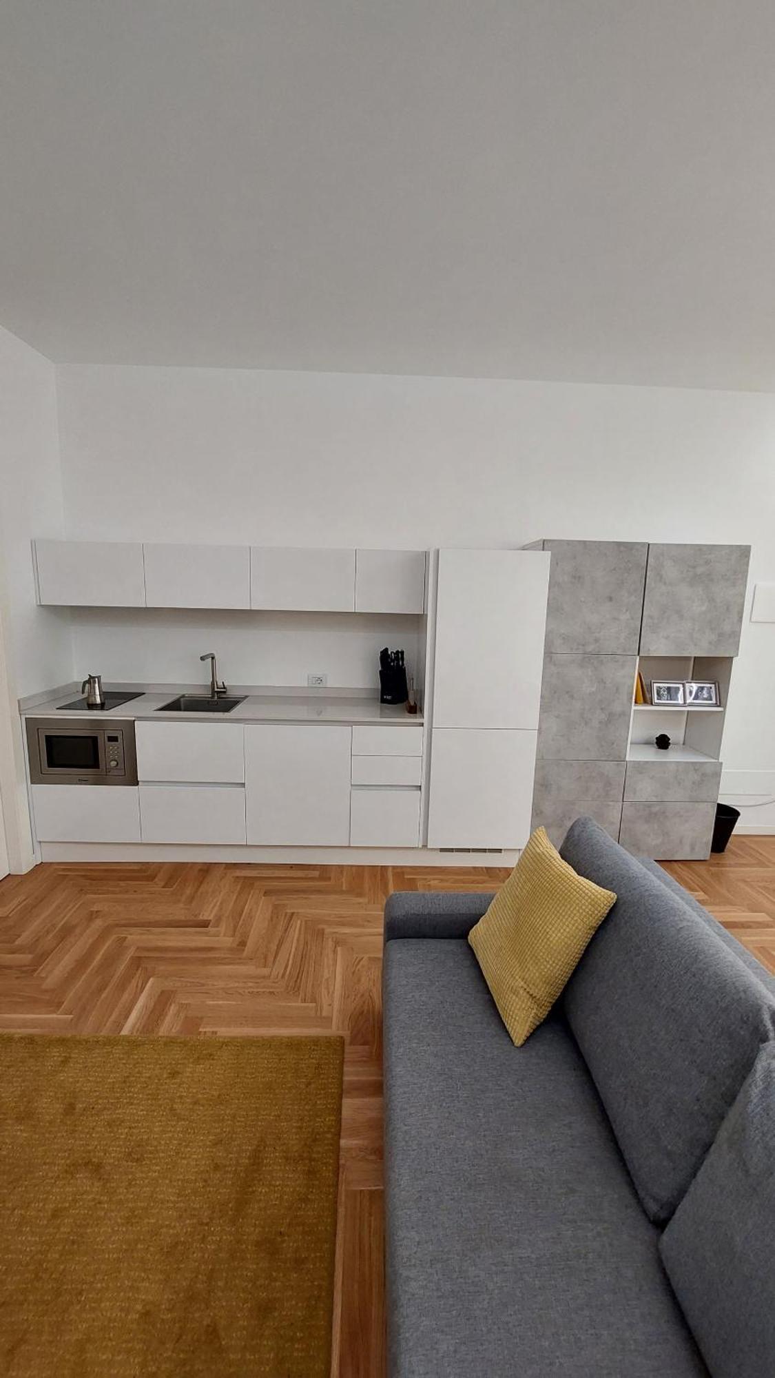Apartment Moderno Tra Stazione E Loreto *