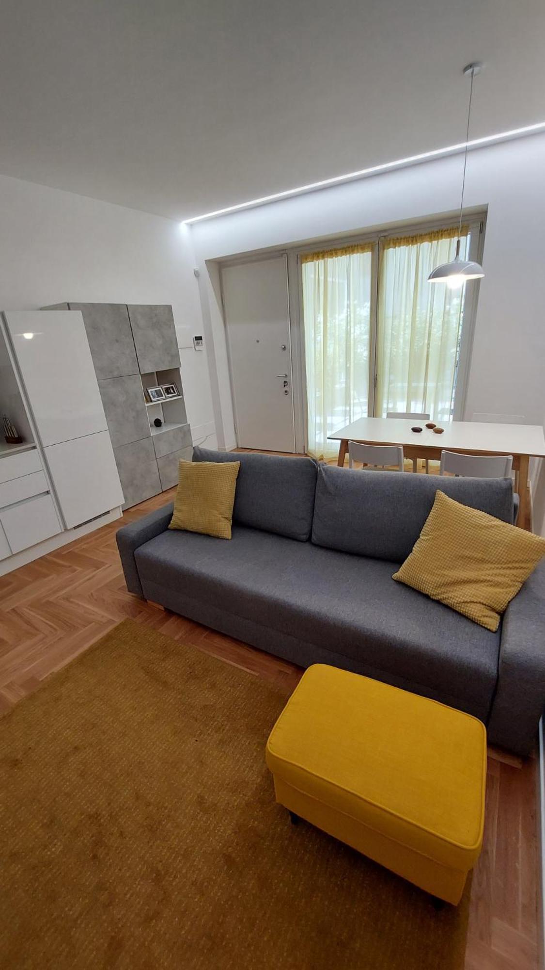 Moderno Tra Stazione E Loreto * Milan