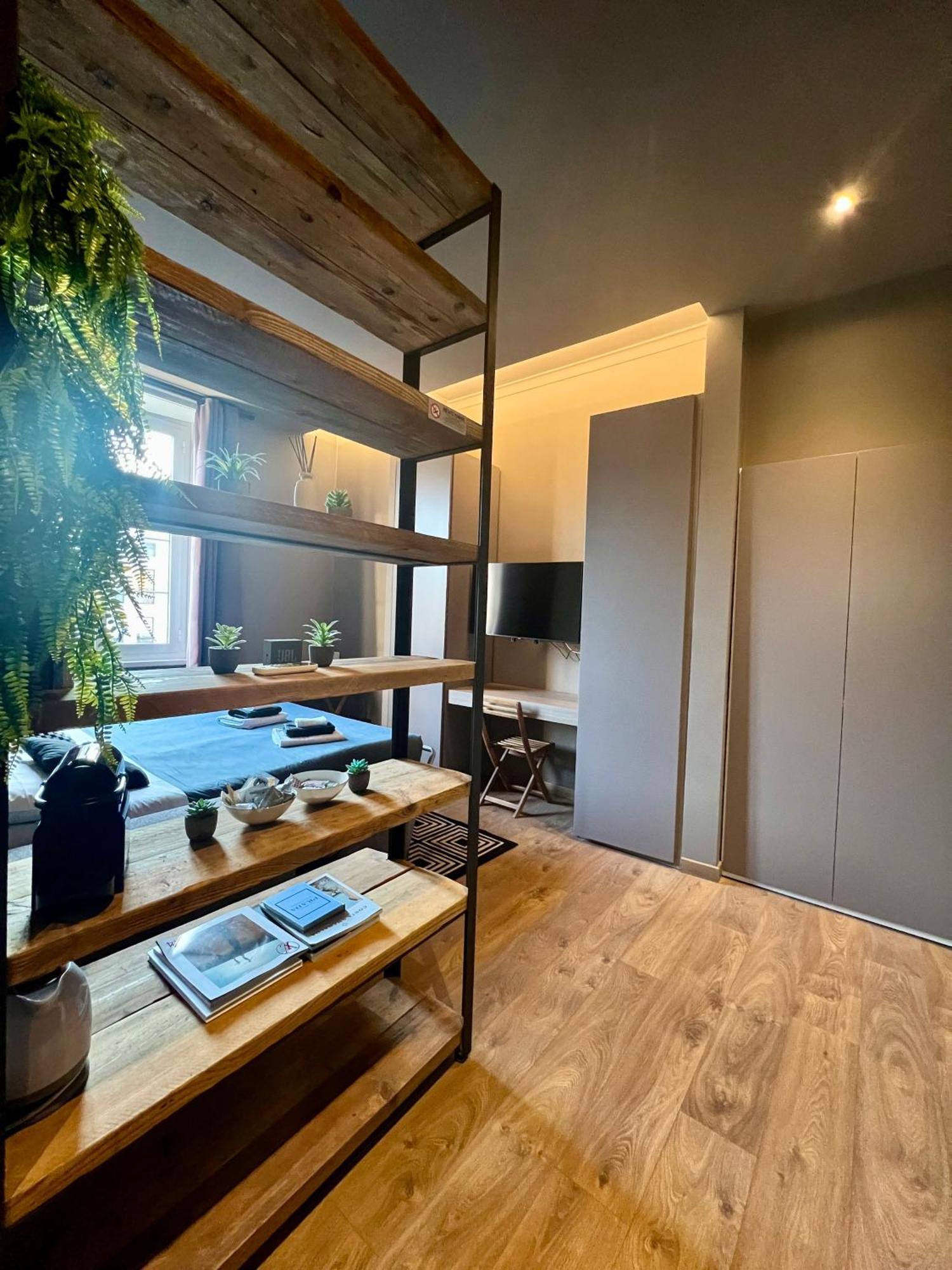 New Luxury Stunning Bilo In The Heart Of Moscova Mailand