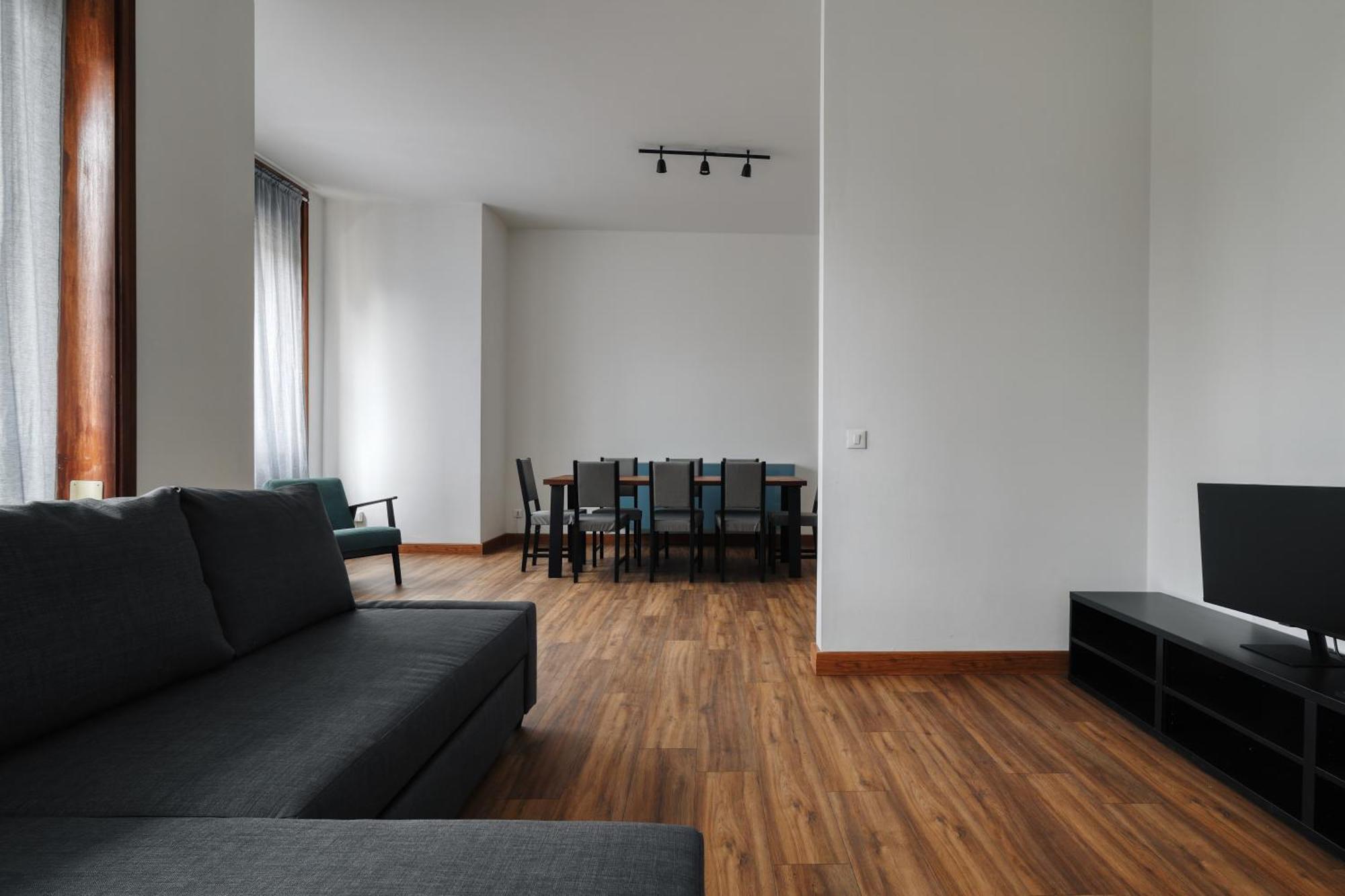 Joivy Chic 3-bed Flat Near Colonne Di San Lorenzo * Mailand