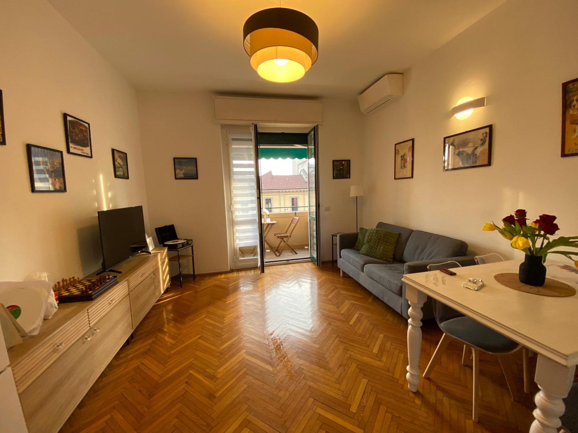 Apartamento Daniela's Spazioso Ai Navigli *