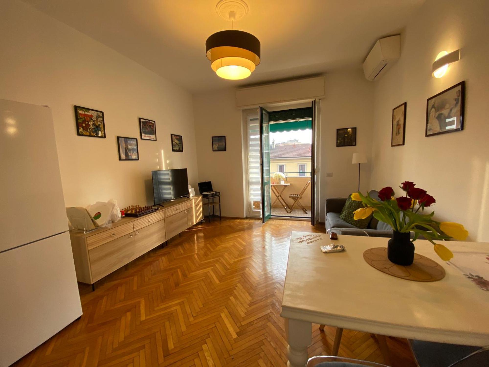 Daniela's Spazioso Ai Navigli * Milão