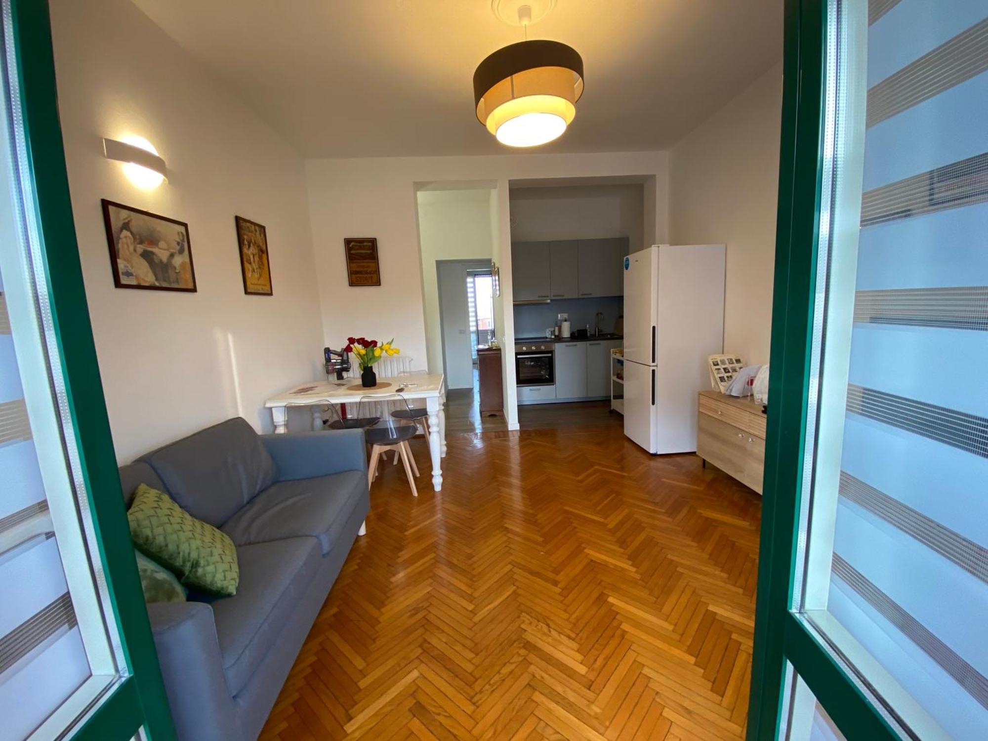 Apartment Daniela's Spazioso Ai Navigli Mailand