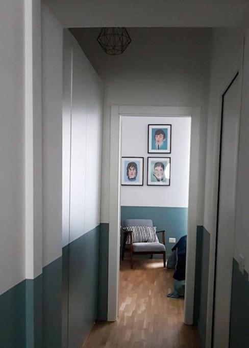 Apartamento New Elegant Flat 3 Min From Station. Milão