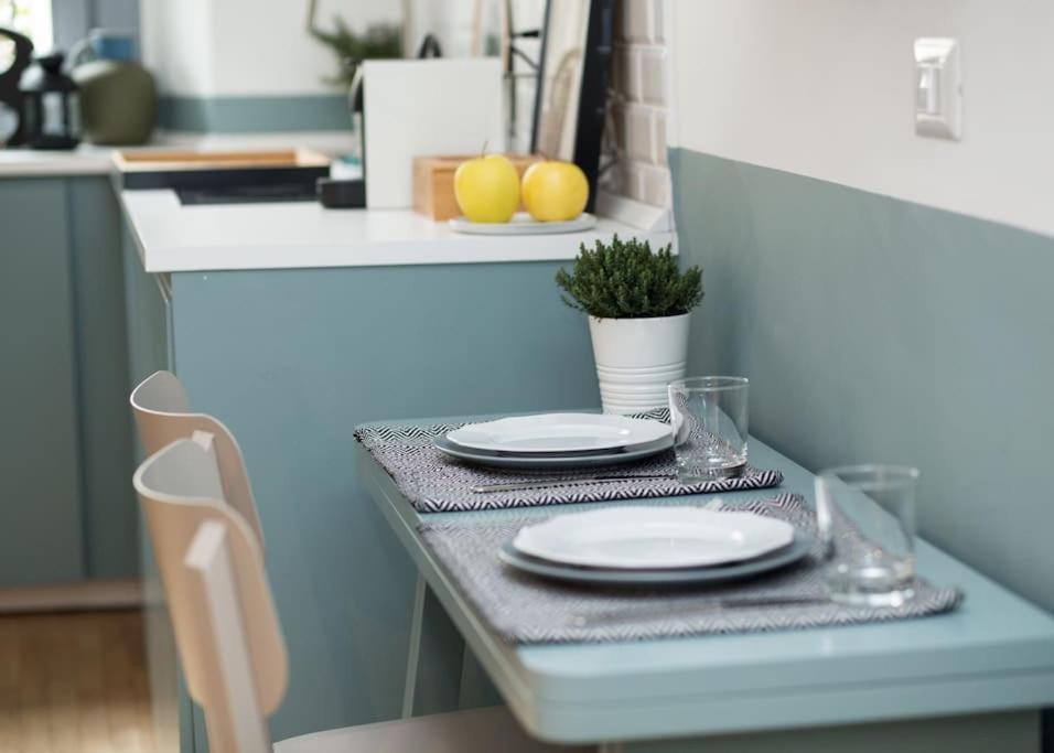New Elegant Flat 3 Min From Station. Apartamento Milão