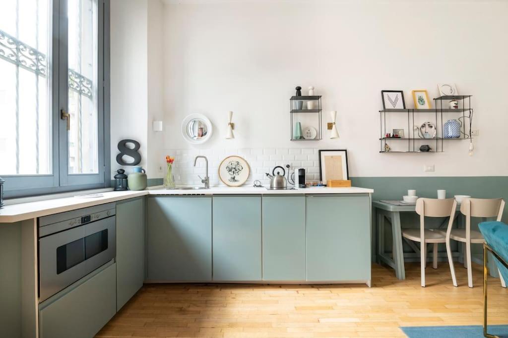 New Elegant Flat 3 Min From Station. Milão