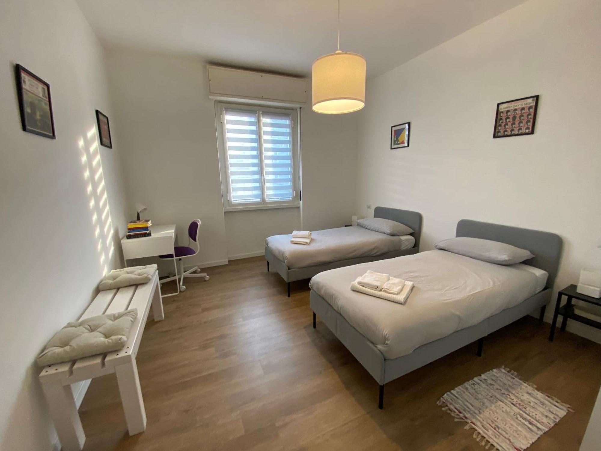 Daniela's Spazioso Ai Navigli Apartamento Milão