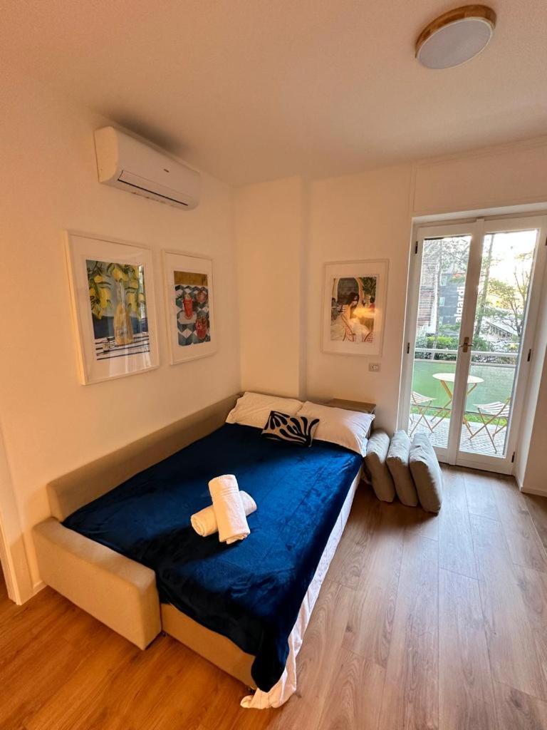 Apartamento Luxury 1 Bedroom Apartment, Close To San Siro, Fiera And 10 Min Metro To Duomo Milão
