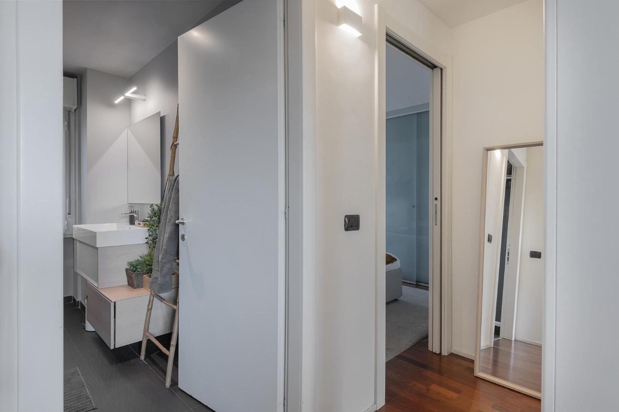 Apartamento Giresio 41 - Your Penthouse With Rooftop Garden In Navigli - Wifi Milão
