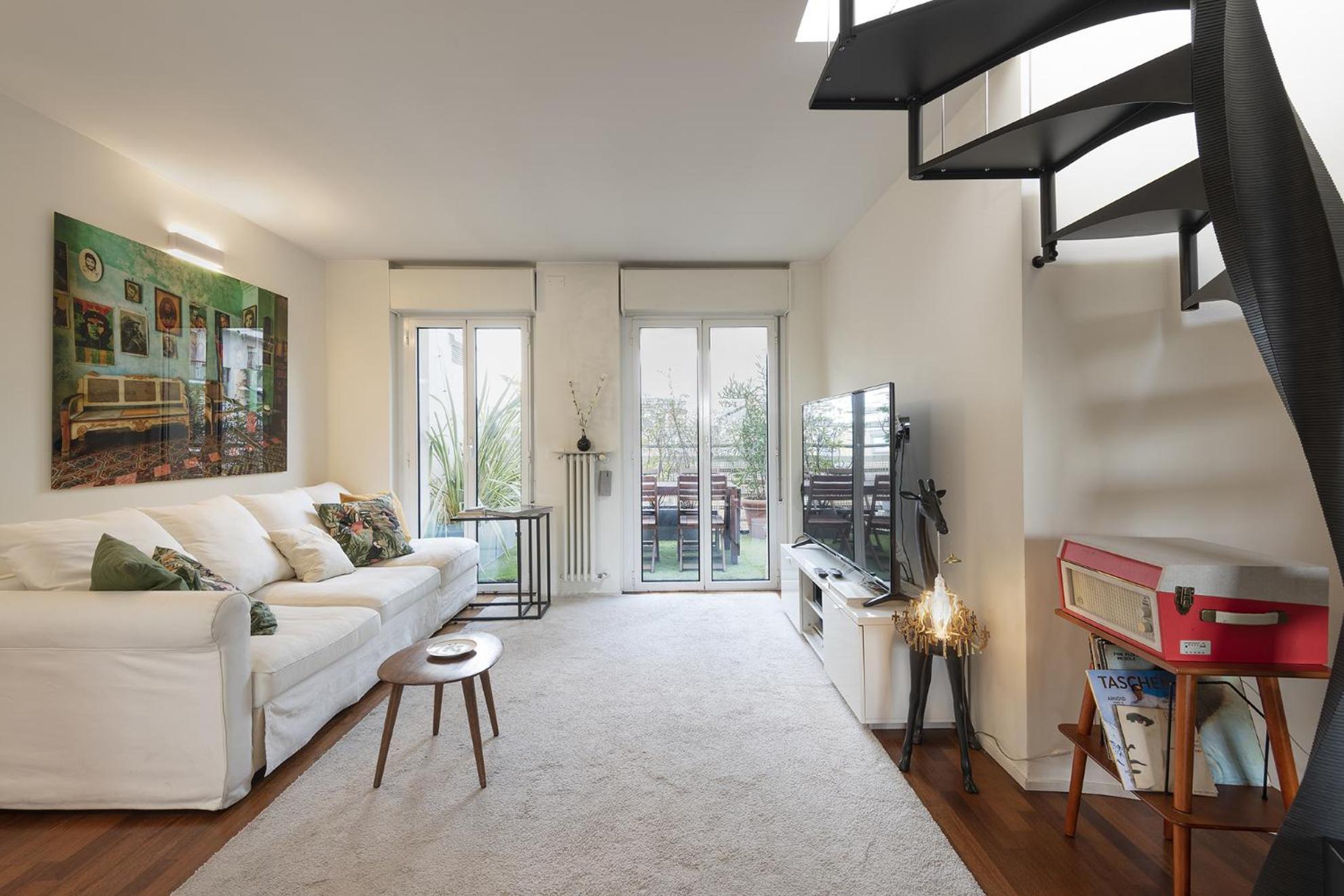 Apartamento Giresio 41 - Your Penthouse With Rooftop Garden In Navigli - Wifi Milão