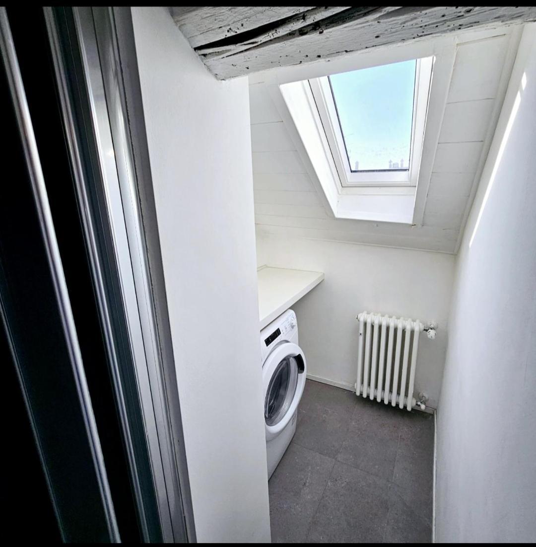 Apartment Modern In