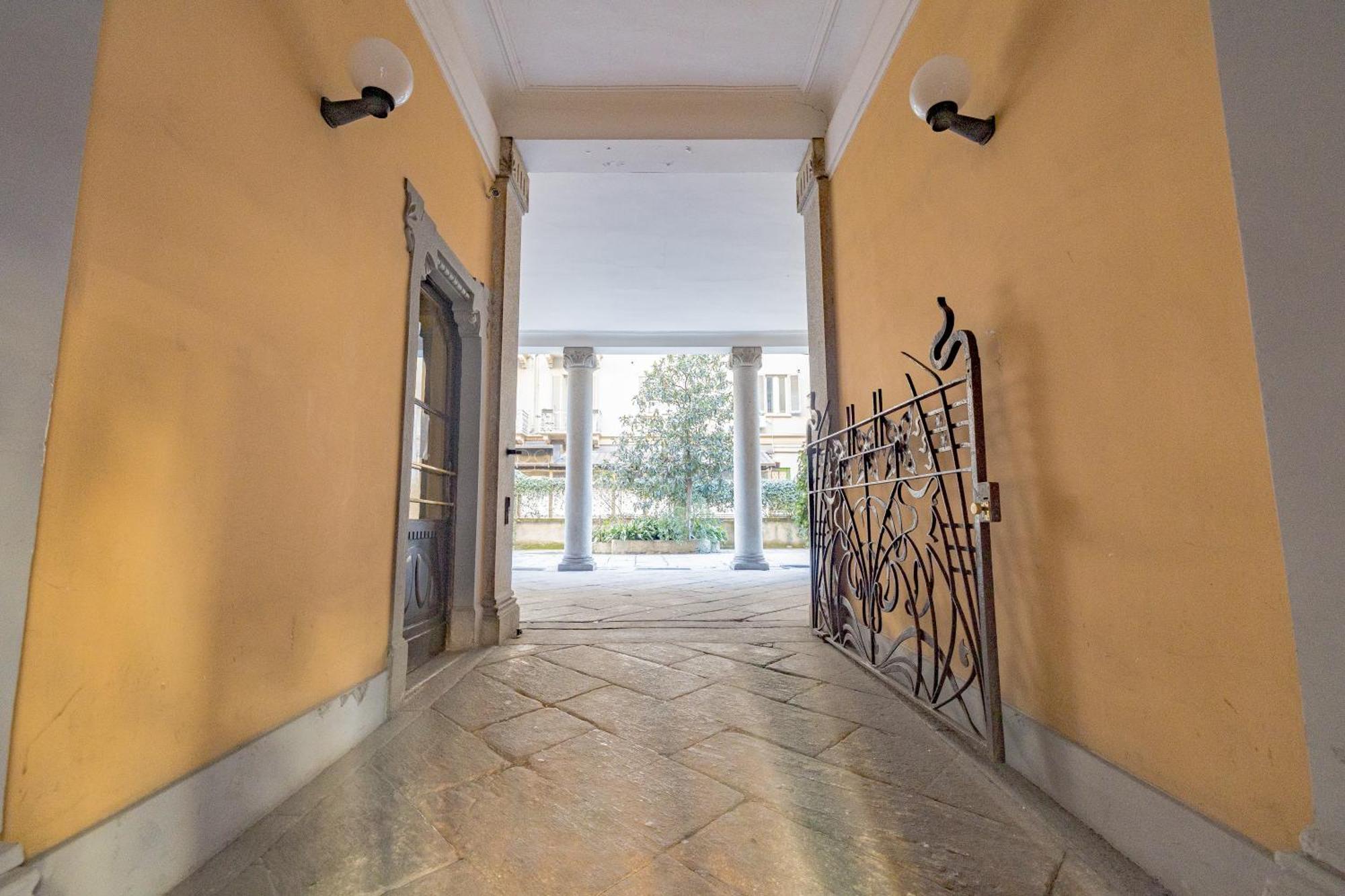 Apartment Barbara's House - Navigli - 2 Km From Duomo *