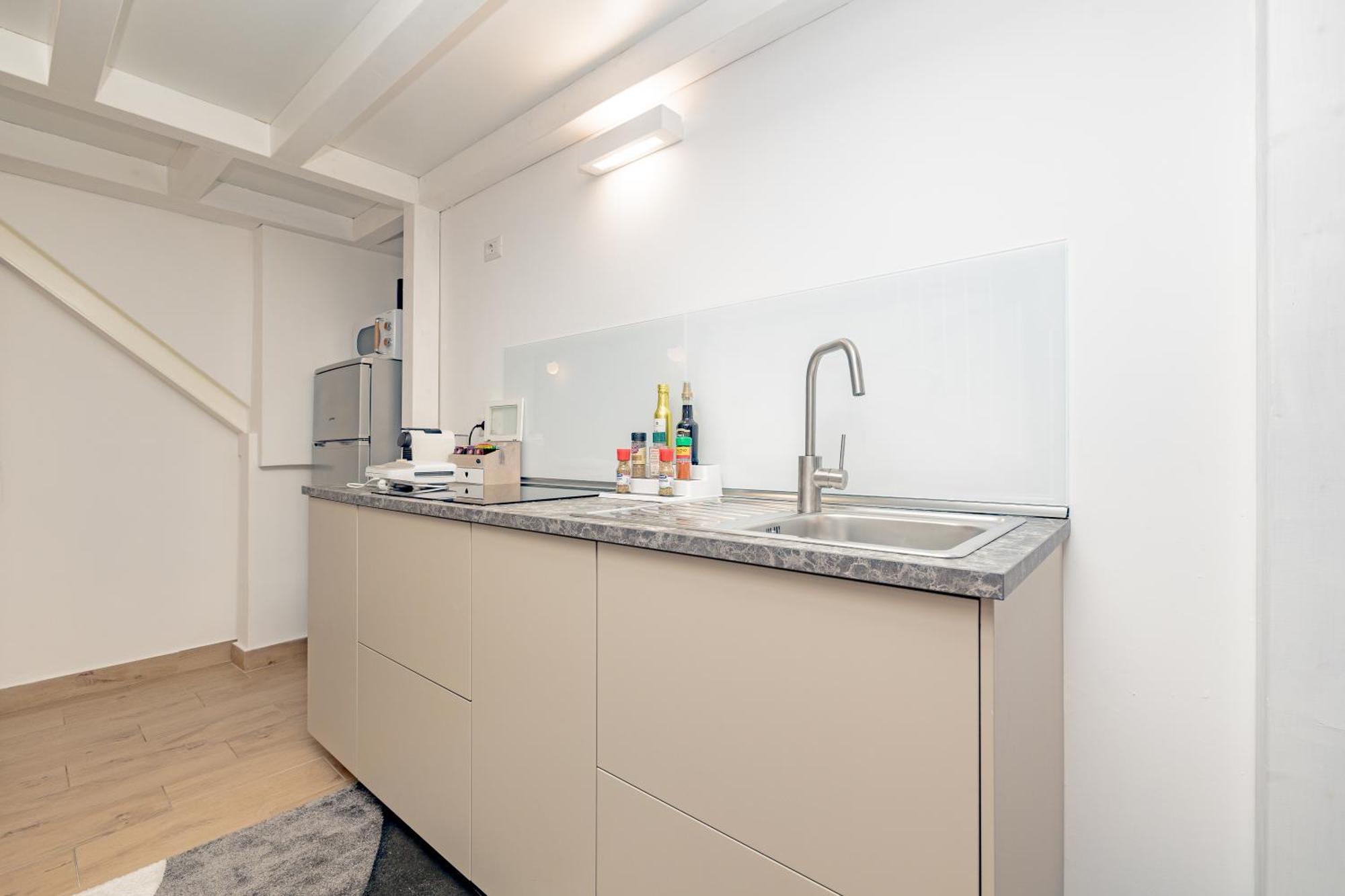 Apartment Barbara's House - Navigli - 2 Km From Duomo *