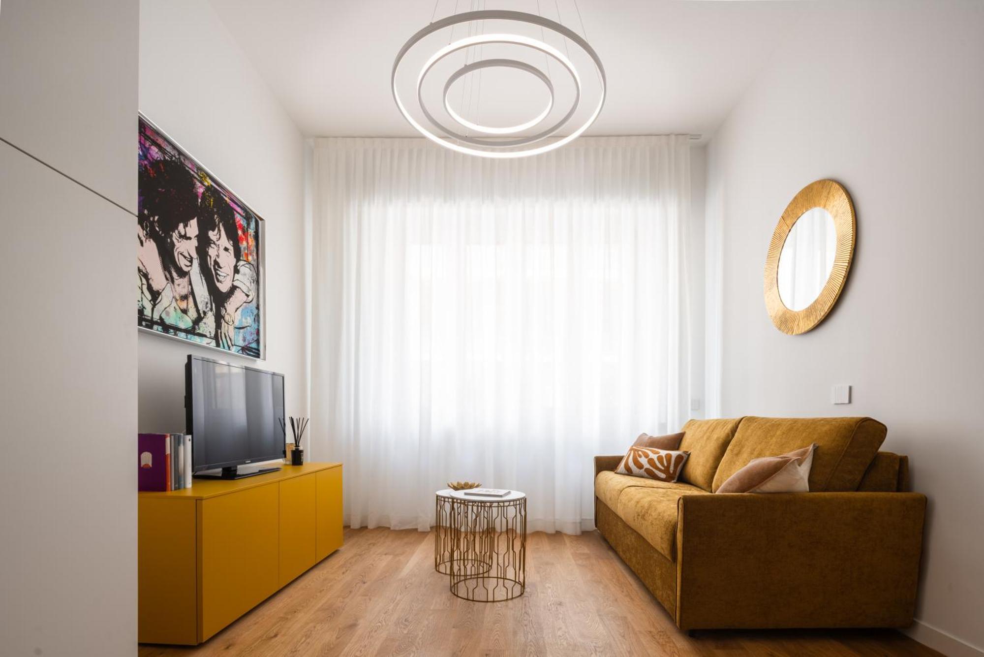 San Babila Design R&r *