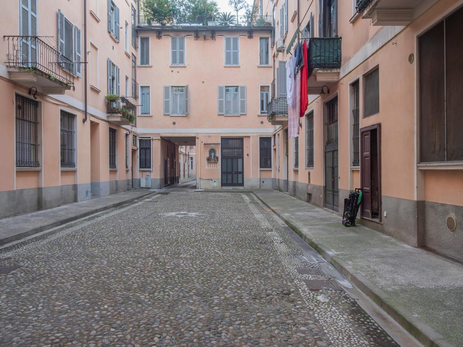 Xenia - In Porta Romana * Mailand