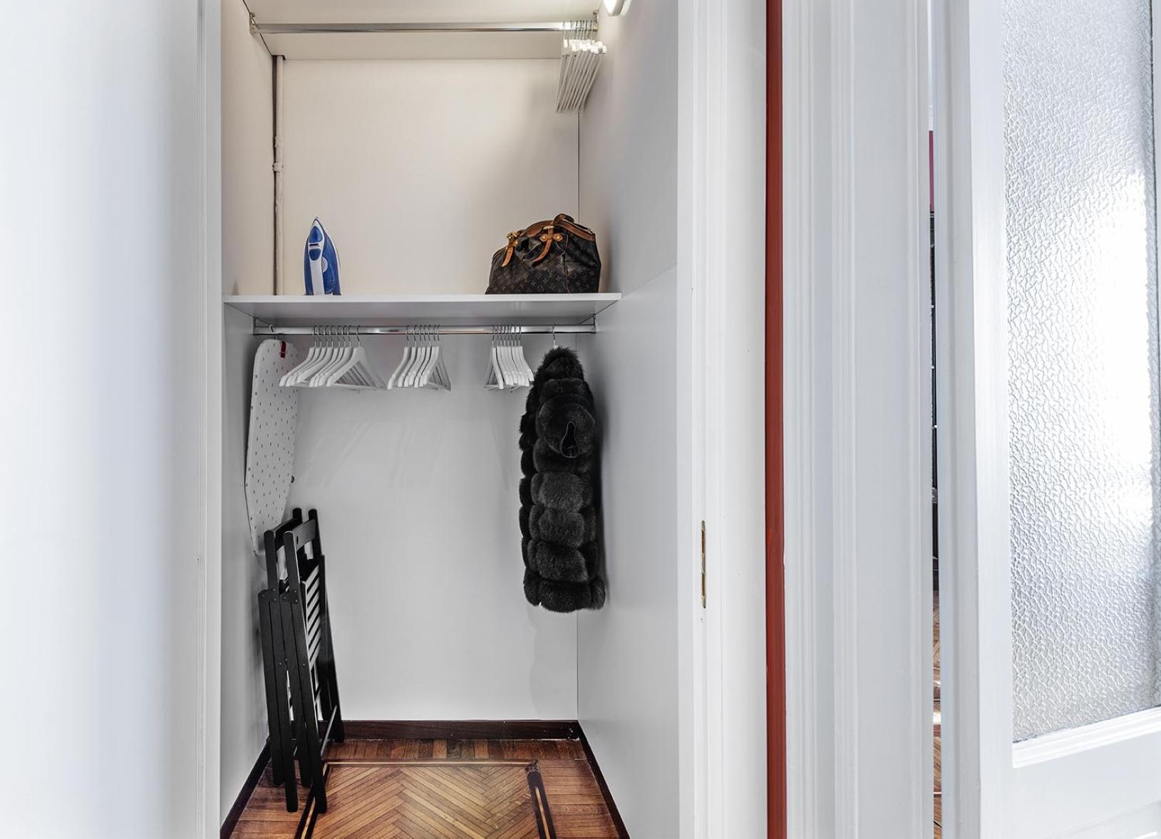 Fifty Eight Montenapoleone Two Bedrooms Mailand