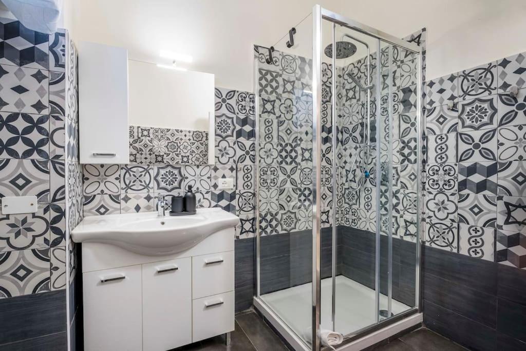 Comfortable 3 Bedrooms Few Steps From Duomo *