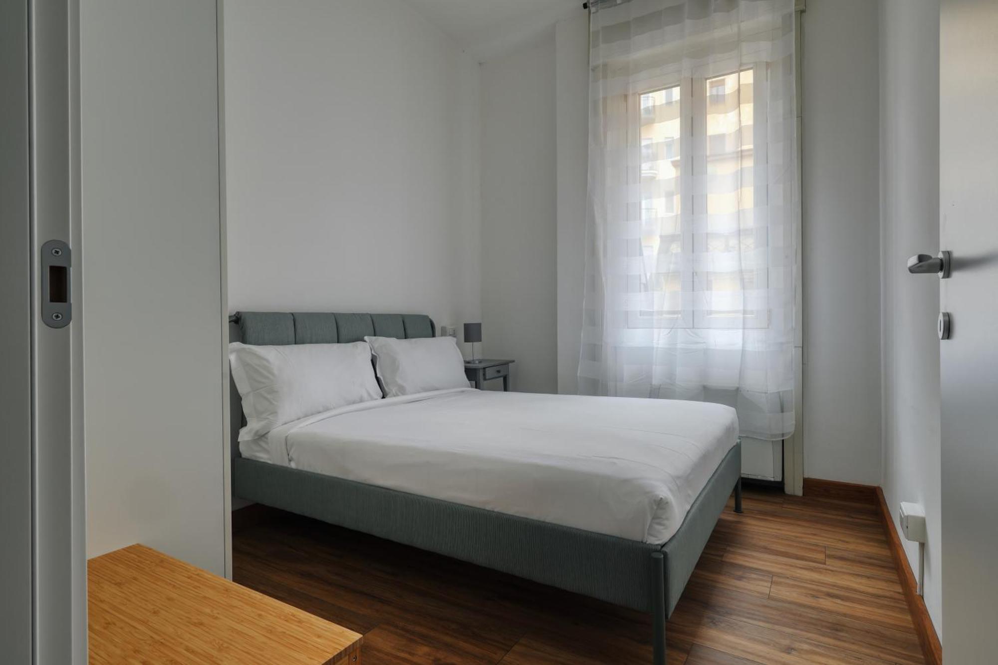 Joivy Chic 3-bed Flat Near Colonne Di San Lorenzo * Mailand