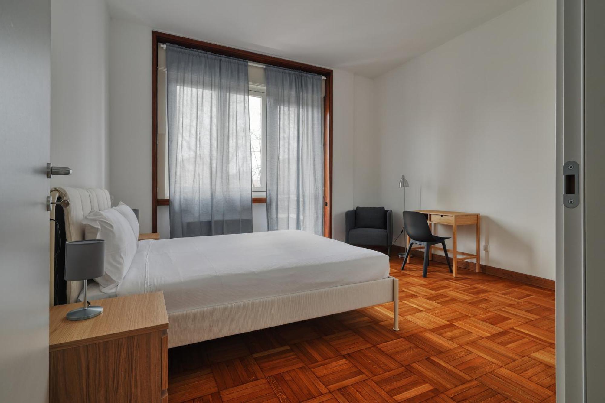 Joivy Chic 3-bed Flat Near Colonne Di San Lorenzo Apartment Mailand