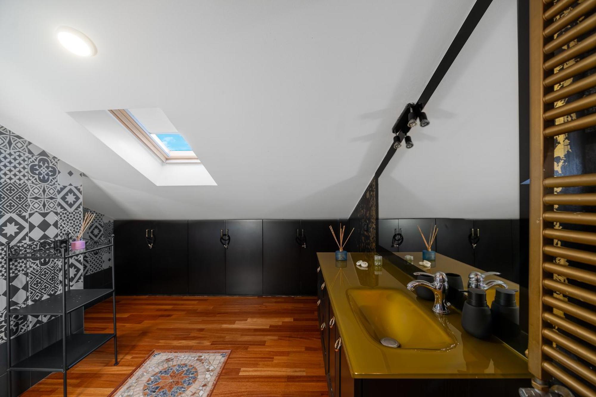Bright Loft - Free Private Parking Apartment Mailand