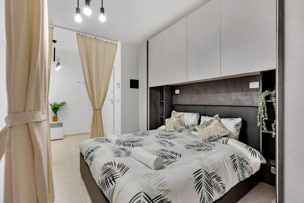 Private Parking-terrace10 Min To Linate Airport * Mailand