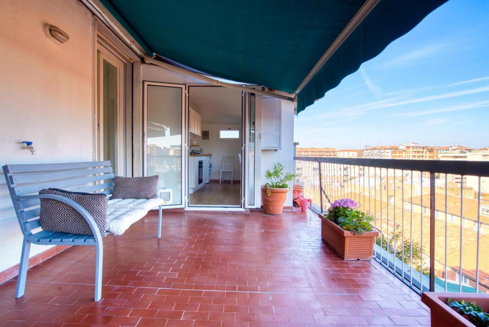 Spacious Penthouse With Panoramic Terrace - 20 Minutes From Duomo Apartment Milan